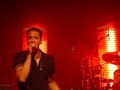 konzert in winterthur (ch) am 27.4.2007 

war der hammer!!!

i erkenne mi n�mme
i chan nid gloube zu was du mich hesch tribe
h�t's doch scho lang s�lle gseh s�scht �berlegi
sch doch meh
h�t mini finger vo dir s�lle lah blibe
du hesch es st�ndig probiert
bis i de glich uf di bi ine gfloge
wit wett es w�r nie passiert i h�t fr�echer kapiert
wie verloge du bisch

lueg e mal jetz steisch alleini da
sisch n�mme so wi du's mal hesch gha
die zyt mit dir isch f�r di verby
la mi la si

nie meh so falsch
nie meh so chalt
nie meh es l�b� im r�g� mues mir nid la s�g�
wies louft
jetz gang d�r die t��r
wird doch gl�cklech mit dir
eifach allei u wit w�g vo mir

w�rdi alli gedanke
�ber alls wo du mi hesch zur wiisgluet tribe
anenand h�re bige une strophe drus schribe
w�rd d� song viu ds l�ng f�r uf ene schibe

bi zwar nid g�rn alleini aber
giebs nume di de h�tti lieber e keini
nume verlooreni zyt wo mir niemer meh git
isch jedes wort wo i no a di verschw�nde

jetz steisch alleini da
es wott di niemer ha
wird gl�cklech mit dir
wit w�g vo mir