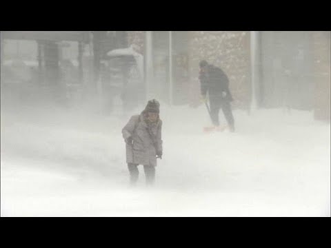 Schneestürme über Japan lösten ein Verkehrschaos aus