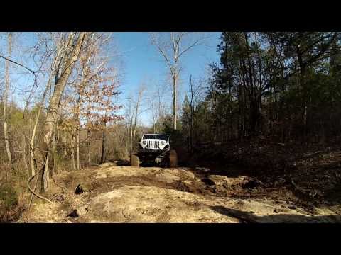 Sick Jeep Wrangler Muddy Rock Crawling