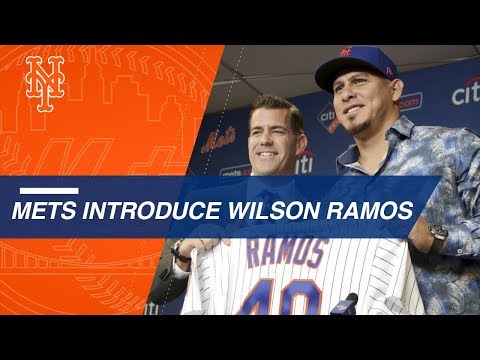 Video: Mets introduce catcher Wilson Ramos