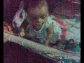 baby Tri nakatayo sa duyan