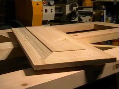 how to wood door