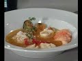 Sopa de pescado y marisco con arroz al azafrán