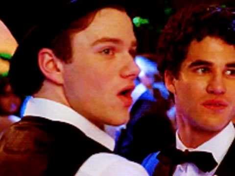 Kurt and Blaine getting married (klaine)