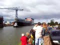 Groningen, 8 sept. 2007The sounds are the metal holdings being hammered out under the ship.