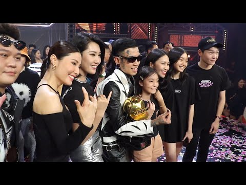 0 Dế Choắt vượt mặt GDucky giành quán quân Rap Việt mùa đầu tiên