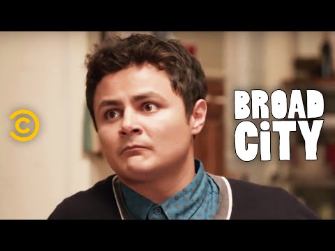 Broad City - Never Have I Ever