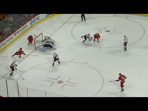 Video: Hurricanes’ Teravainen takes advantage of another Capitals’ turnover