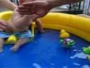 In the Pool / Mi Piscina
