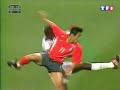 thierry roland et jean-michel larqu� ont quelques difficult�s � reconna�tre les joueurs cor�ens sur le terrain... et forc�ment, ils d�rapent !