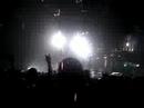 zo'n tussenstukje toen avril even weg was, haar dansers die freestyleden op faint van linkin park ;d awesome!