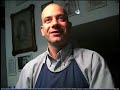 Iuliano intervista un calzolaio del centro storico di Cosenza Iuliano intervista un calzolaio del centro storico di Cosenza
