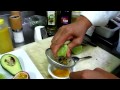 Recettes de cuisine : cocktail tonique et typique péruvien accompagné de deux salades de saison.