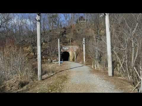 総レンガ造りの漆久保トンネル