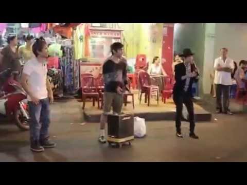 Kẹt xe giữa Sà i Gòn vì