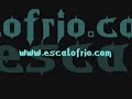 hipopótamo atacado por leones