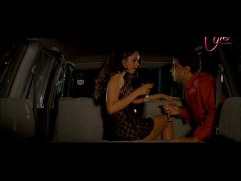 romance, paresh rawal, romance in car, kaarwal
