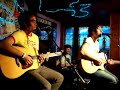 Me enfado y no respiro - Algunos Hombres Buenos en Buho Real