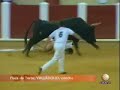 Cogida a un recortador en el coso de Valladolid