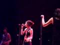 videos de The Veronicas-Hook Me Up