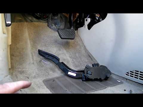 Saturn Vue Accelerator Pedal  Position Sensor Removal