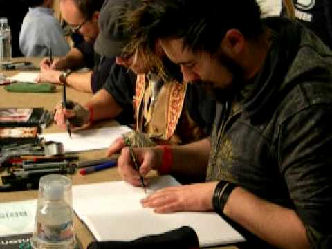 0 Marko Djurdjevic dibujando en Expocomic