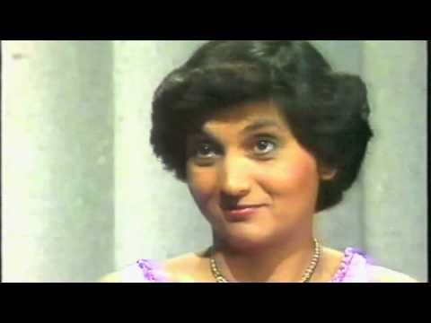 Ma Anand Sheela - Funny Interview "Good Luck To you and your PIMPS"