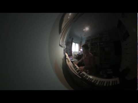 World's Divine (Piano) - Pedro Lima