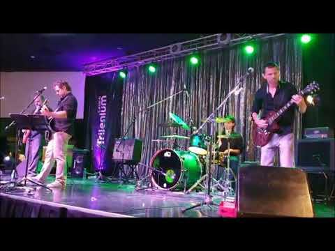 De musica ligera - Soda Stereo (live cover) por Triple B Covers