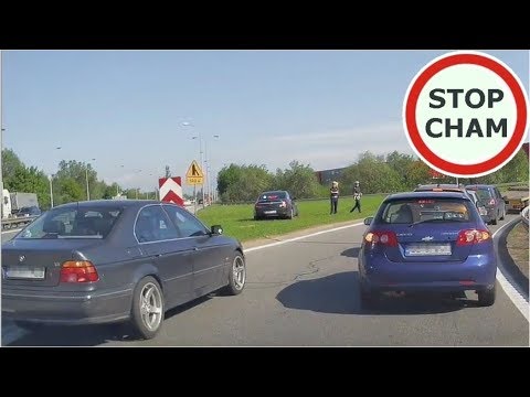 Cwaniaki na zjeździe z obwodnicy i instant karma
