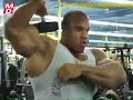 Victor Martinez and Kai Greene Train Arms Part 1