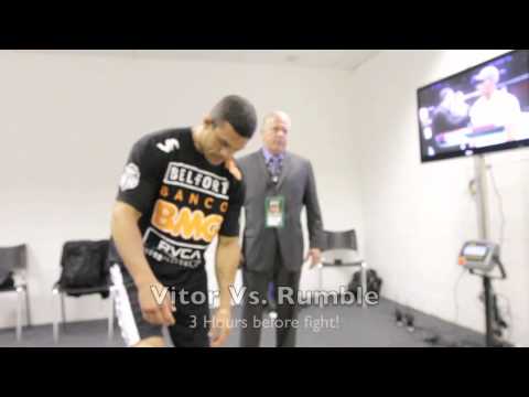 Descargar vídeo: Belfort Vs. Johnson fightnight weigh-in Youtube - Video: Belfort Vs. Johnson fightnight weigh-in