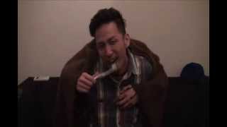 【モテ動画】女にモテる為の口臭予防！！正しい歯磨き『二人羽織編』