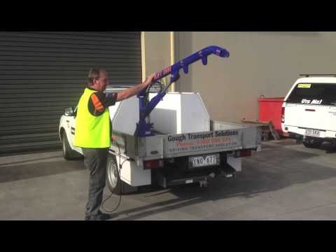 750kg Electric Hydraulic Ute Crane image