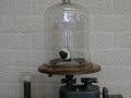 Natuurkunde: schoco-zoen in vacuüm