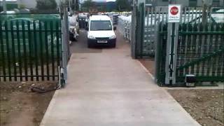 Synchronised Gates