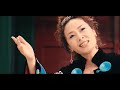 北京歡迎你 (2008北京奧運主題曲) 作曲：小柯 填詞：林夕[陳天佳]　迎接另一個晨曦　帶來全新空氣　[劉　歡]　氣息改變情味不變　茶香飄滿情誼　 [那　英]　我家大門常打開　開放懷抱等你　[孫燕姿]　擁抱過就有了默契　你會愛上這裡　[孫　悅]　不管遠近都是客人　請不用客氣　 [王力宏]　相約好了再一起　我們歡迎你　 [韓　紅]　我家種著萬年青　開放每段傳奇　 [周華健]　為傳統的土壤播種　為你留下回憶　[梁詠琪]　陌生熟悉都是客人　請不用拘禮　 [羽　泉]　第幾次來沒關系　有太多話題　 [成　龍]　北京歡迎你　為你開天辟地　 [任賢齊]　流動中的魅力充滿著朝氣　 [蔡依林]　北京歡迎你　在太陽下分享呼吸　 [孫　楠]　在黃土地刷新成績　 [周筆暢]　我家大門常打開　開懷容納天地　 [韋　唯]　歲月綻放青春笑容　迎接這個日期　 [黃曉明]　天大地大都是朋友　請不用客氣　 [韓　庚]　畫意詩情帶笑意　只為等待你　 [汪　峰]　北京歡迎你　像音樂感動你　 [莫文蔚]　讓我們都加油去超越自己　 [譚　晶]　北京歡迎你　有夢想誰都了不起　 [陳奕迅]　有勇氣就會有奇跡　 [閻維文]　北京歡迎你　為你開天辟地　 [戴玉強]　流動中的魅力充滿著朝氣　 [王　霞．李雙松]　北京歡迎你　在太陽下分享呼吸　 [廖昌永]　在黃土地刷新成績　 [林依輪]　北京歡迎你　像音樂感動你　 [張娜拉]　讓我們都加油去超越自己　 [林俊傑]　北京歡迎你　有夢想誰都了不起　 [阿　杜]　有勇氣就會有奇跡　 京劇：北京歡迎你呀 [容祖兒]　我家大門常打開　開放懷抱等你　 [李宇春]　擁抱過就有了默契　你會愛上這裡　 [黃大煒]　不管遠近都是客人　請不用客氣　 [陳　坤]　相約好了再一起　我們歡迎你　 [謝霆鋒]　北京歡迎你　為你開天辟地　 [韓　磊]　流動中的魅力充滿著朝氣　 [徐若瑄]　北京歡迎你　在太陽下分享呼吸　 [費　翔]　在黃土地刷新成績　 [湯　燦]　我家大門常打開　開懷容納天地　 [林志玲．張梓琳]　歲月綻放青春笑容　迎接這個日期　 [張靚穎]　天大地大都是朋友　請不用客氣　 [許茹芸．伍思凱]　畫意詩情帶笑意　只為等待你　 [楊　坤．範瑋琪]　北京歡迎你　像音樂感動你　 [游鴻明．周曉歐]　讓我們都加油去超越自己　 [沙寶亮．滿文軍]　北京歡迎你　有夢想誰都了不起　 [金海心．何潤東]　有勇氣就會有奇跡　 [飛　兒．龐　龍]　北京歡迎你　為你開天辟地　 [吳克群．齊　峰]　流動中的魅力充滿著朝氣　 [ 5566 ．胡彥斌]　北京歡迎你　在太陽下分享呼吸　 [鄭希怡．刀　郎]　在黃土地刷新成績　 [紀敏加．屠洪剛．吳　彤]　北京歡迎你　像音樂感動你　 [郭　容．劉畊宏．騰格爾]　讓我們都加油去超越自己　 [金　莎．蘇　醒．韋　嘉]　北京歡迎你　有夢想誰都了不起　 [付麗珊．黃　征．房祖名]　有勇氣就會有奇跡　[全體]　北京歡迎你　有夢想誰都了不起　 [全體]　有勇氣就會有奇跡　