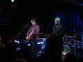 Crowded House - Bristol - CROWD SING-A-LONG