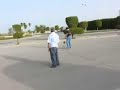 شباب حلحول يلعبون كرة الطائرة في مدينة الخبر، وذلك بعد حفلة غداء على شرف الزائرين من حلحول