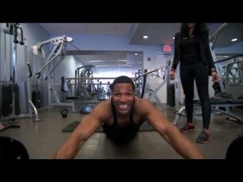 Michael Strahan Shows His Workout Secrets on “LIVE with Kelly and Michael” Michael Strahan Shows His Workout Secrets on “LIVE with Kelly and Michael”