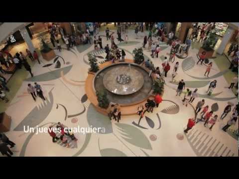 ZARAGOZA - Video del baile multitudinarío que se realizó en el Centro Comercial de Gran Casa, en Zaragoza el jueves 26 de Abril, realizado integramente por la gente de ...