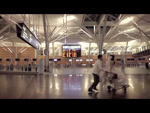 The Fairmont Vancouver Airport Runway Wedding