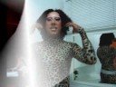 em salvador, na bahia, a boate queens club, promoveu como evento pr� vii parada gay da bahia, um evento in�dito. andr� cupolo, empres�rio da queens e bodybuilder,  teve a id�ia de fazer um concurso para a escolha da cover  da amy winehouse, e � cada dia, de 08 � 14/09/2008, uma candidata diferente concorria ao t�tulo. a cada apresenta��o a hostess era uma drag ou uma artista transformista famosa na cidade, e para apimentar a festa, intercalando as apresenta��es das amys covers, um macho sensual para levar a galera ao del�rio, muitos gogoboys dan�aram por l�, sendo que no �ltimo dia, no s�bado, v�rios strippers tiraram tudo. dentre as hostess que fizeram as honras da boate queens em chamar ao palco as candidatas estavam, a ginna de mascar a diva trai da bahia, sfat auermann  uma drag surpreendente, andrezza lamarck  a clara nunes baiana, scher marie a pimentinha e a hostess off club, a espevitada pink! j� as concorrentes ao t�tulo de cover da amy winehouse foram: lav�nia castellar, miss boana buranh�n, hebbie lauper e lorrana hernandez. em homenagem aos virginianos de setembro, dentre eles que tiveram bolo de anives�rio, andr� cupolo dia 14/08 e marccelus bragg, 12/09, tamb�m foram lembrados em festa, freddy mercury, leci brand�o, dj santoro, gloria gaynor, beyonc�, gogo jefinnho, keannu reeves, etc. o folder/convite do concurso foi de primeir�ssima qualidade, tel�es com clips da amy foram montados na boate e os v�deos que estamos postando [www.marccelus.com], correspondem cada um � dias diferentes das apresenta��es, acompanhem e se divirtam com as apresenta��es. s� lembrando, para curtir um prazer legal num ambiente altamente discreto e com seguran�a,  com glory holes, cabines er�ticas, labirintos, locadora com 5 mil t�tulos de tem�tica gay e sex shop, s� mesmo indo fazer uma visita ao club queens, que fica no centro de salvador, na rua teodoro sampaio, 160, barris, e o tel: 71 3328 6220. [www.marccelus.com ]