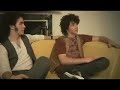 The Jonas Brothers ARE DRUNK! lol