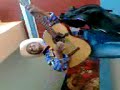 q onda ps aki un video d lado pero video al fin jajajaja lo important es q escuchen su canto jaja