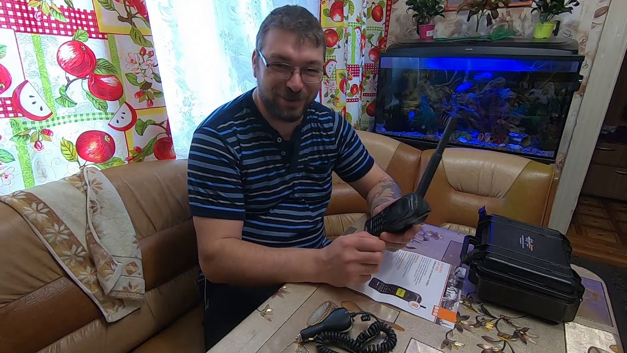 Спутниковый мобильный телефон..
