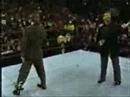 cagadas de la wwe con rotura del ring al final