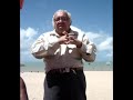 jos� belo de souza � autor do livro de poesia sentimento das horas, j� em 2� edi��o. o livro foi editado pela editora da universidade federal da para�ba, no qual consta o poema deus e o mundo. belo de souza, um grande poeta paraibano que divulga sua linda obra pelas praias de joao pessoa.
contatos: 0xx83 3234 7626