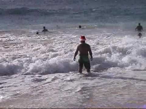 DeepSeaDv - Xmas day 2002 body surfing Sandy's bar and drill. Mele Kalikimaka.
