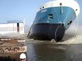 كيف يتم انزال السفن للبحر